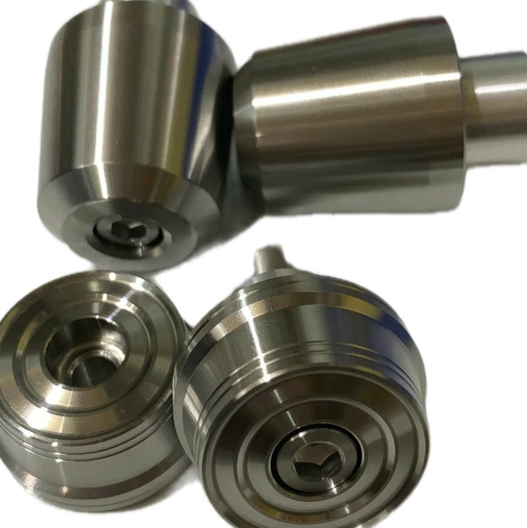 Sản phẩm gia công cơ khí chính xác gù tay lái